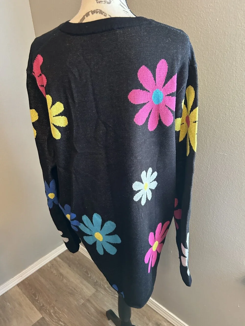 Delia*s By Dolls Kill L Flower Power Sweater - Picture 2 of 3